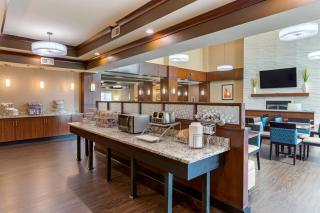 Comfort Suites Little Rock West - 4