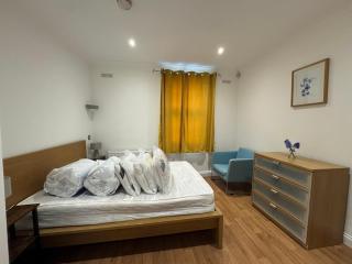 Brilliantly Located 1BDR Flat in Central London - 8