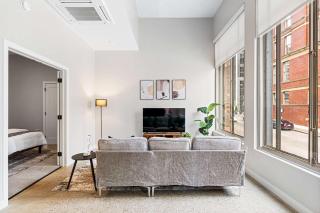 Spacious 2BR CozySuites OTR Downtown #07 - 3