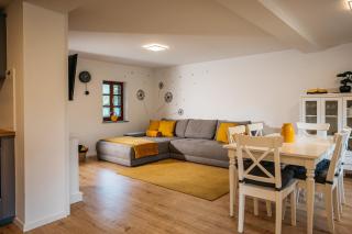 Bee House & Apartment - 7