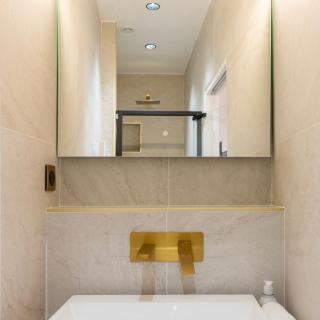 Spacious Paris Duplex for 4 Near Bastille - 7