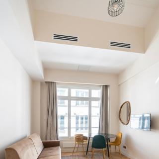 Spacious Paris Duplex for 4 Near Bastille - 5