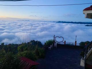 Panoramic View Guest House Sarangkot - 8