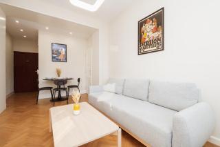 Charming train lines studio - 9