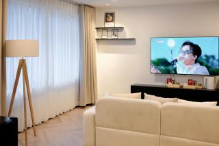 Metrolux City Contemporary Hotel - 4
