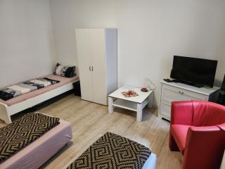 MD- City, EG, Top in Preis- Leistung, Lage, Deluxe App mit 2 Schlafzimmer, Merkmale Qeensize Bett, Romantk DZ - 7