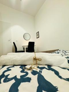 5BR Apartment for 10P 10-Min to Kaufpark Alterlaa - 8
