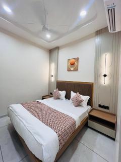 Hotel Acme Sky - 1