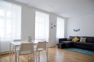Modern 1BR by Rochusmarkt Walk to Vienna Center - 5