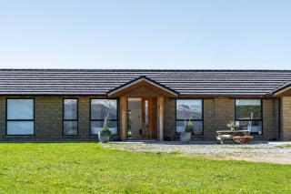 Tarras Countryside Retreat - Near Tourist Route - 1