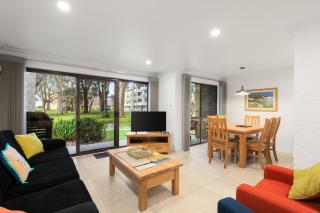 Paradise at The Bay - 9