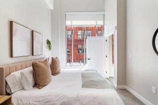 Spacious 2BR CozySuites OTR Downtown #12 - 5
