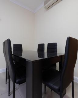 Comfy Apartments in Queensway - 8