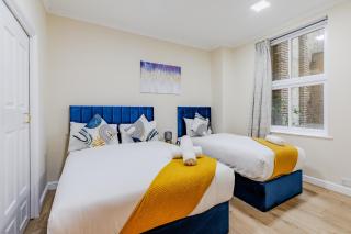 Comfy Apartments in Queensway - 5