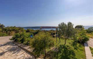 1 Bedroom Beautiful Apartment In Rab - 3