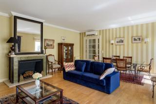 Royal Hideaway Estoril 2BR Pool Retreat - 9