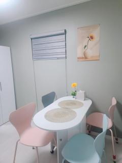 영스테이 Young Stay #Korea Foreign Language University 1 mins #Kyung Hee Universiy 10mins # HUFS STATION 10mins #HOEGI STATION16 mins #Kyung Hee Universiy Medical Center 20mins #DDP 33mins #Jongno 29mins #Hyehwa 47mins - 2