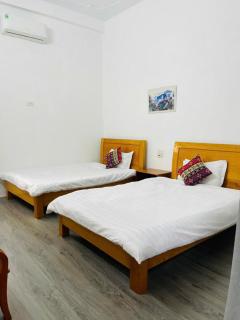 Moon Hotel ,taxi ,trek & Spa - 5