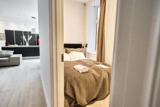 Amalienborg Retreat Stylish 2BR Apartment - 6