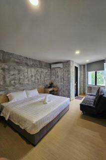 The Cozy Hotel - 0