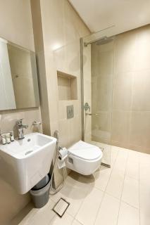 Elegant 3BR Apartment with Private Outdoor Lounge - NZL255 - 2