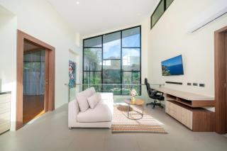 Spacious 3-storey pool villa 3BR perched on the hills - 8