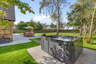 6 Bed in Ainsdale oc-w33455 - 1