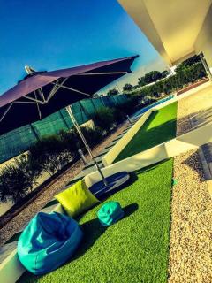 Golden Stone Beach Retreat - 9