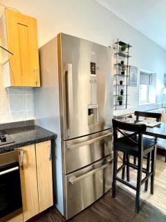 The Dock, 2 bedrooms sleeps 5 long stays welcome - 4