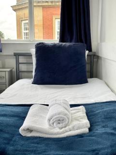The Dock, 2 bedrooms sleeps 5 long stays welcome - 9