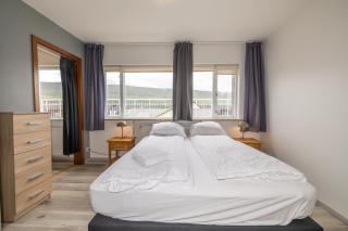 LL Properties - H81 Downtown Apartment With a View - 5