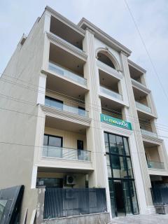 Limewood Signature - Golf Course Road - 1