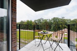 Rakowicka Modern Apartment with Bathtub By Noclegi Renters - 6