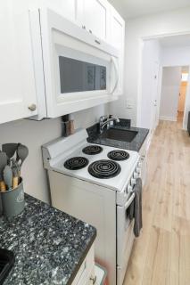 Spacious 1BR in North Miami | Near Beach & Dining - 1