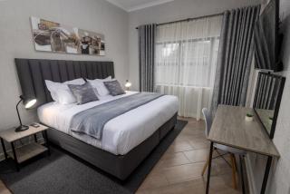 The Gray Luxury Apartments - 0