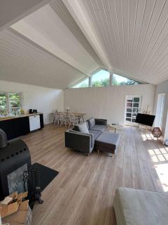 Vacation home 1 minute away from the Beach - 4