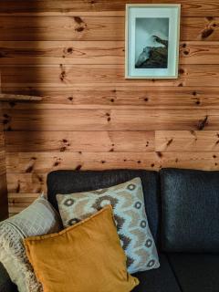 Jolie petite maison en bois - 9