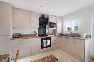 New! 2BR in Jackson Pond - Huyton - 1