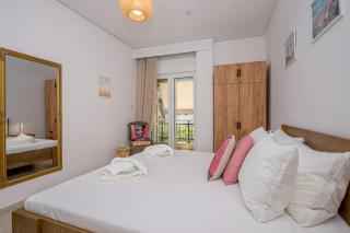 Central 2 BR Apartment - 3