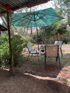 Karen Cottage with Private Garden WiFi - 0