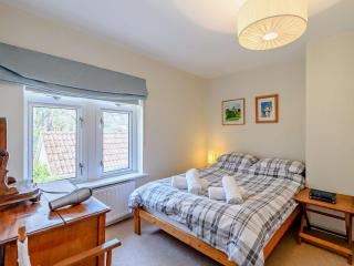 4 Bed in West Holme DC204 - 8