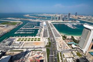 Stylish 2BR Balcony Palm Jumeirah Views - 7