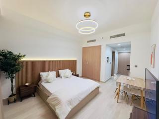 Mahenti – Elegant Studio Apartment | Azizi Riviera - 6