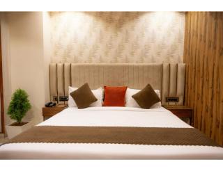 Hotel Eminence inn Punjab - 1