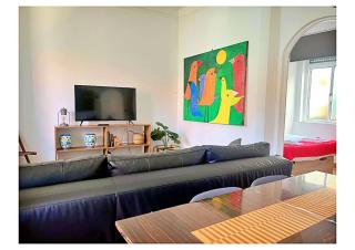 Central 2BR Lisbon Apartment near Estrela Garden - 7