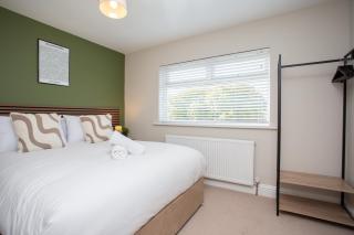 Vacant Nests The Wynd Spacious Home Parking - 1