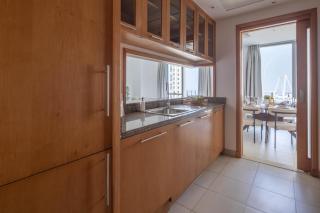 Frank Porter - Aurora Tower, Dubai Marina - 2