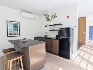 The Optimist Guesthouse | 1 - 8