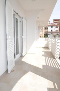 House with Sea View - Drage - 7
