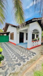 Aurora Villa - 1